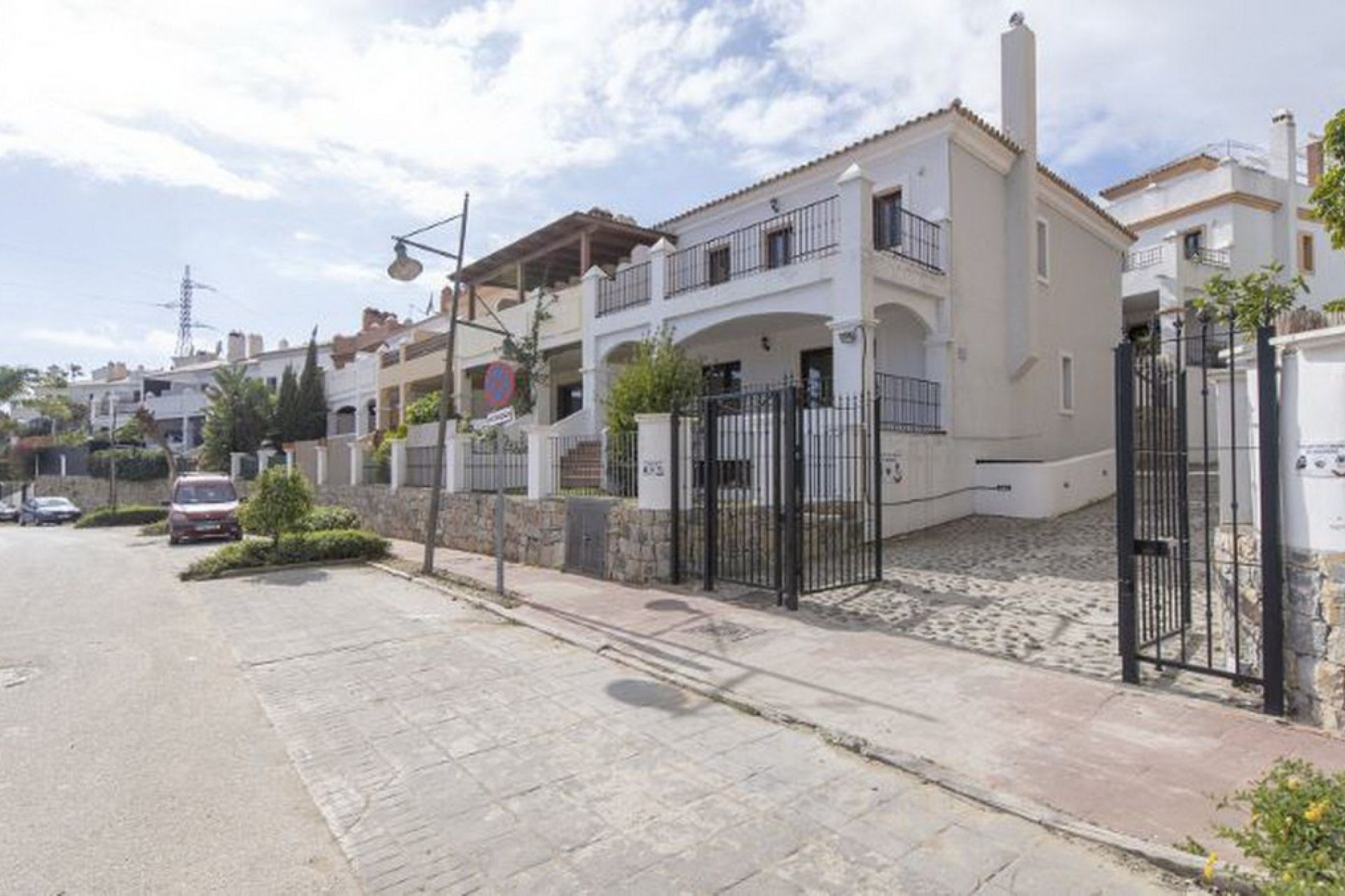 Resale - House - Townhouse - Estepona - Atalaya