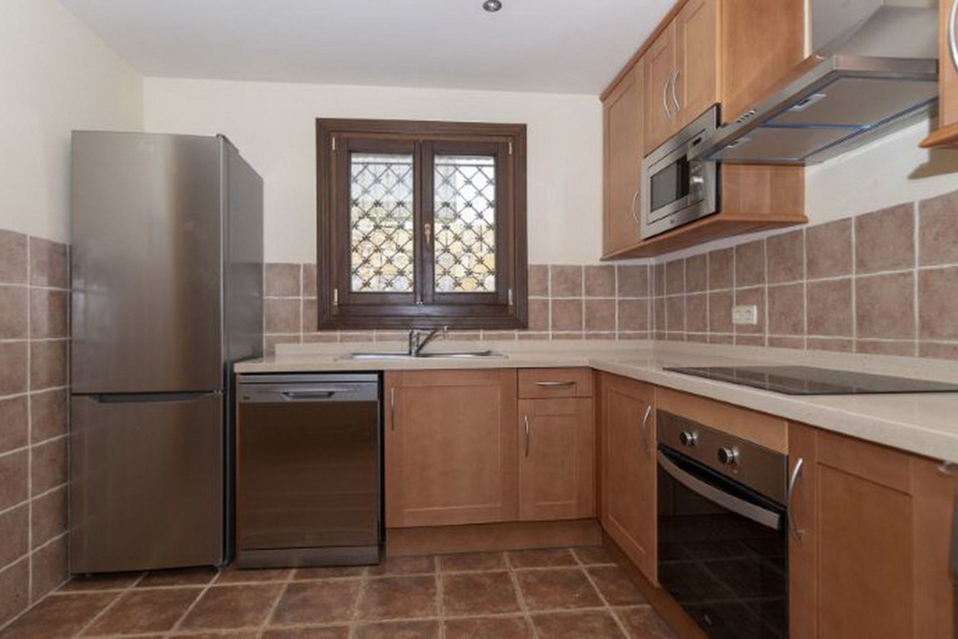 Resale - House - Townhouse - Estepona - Atalaya