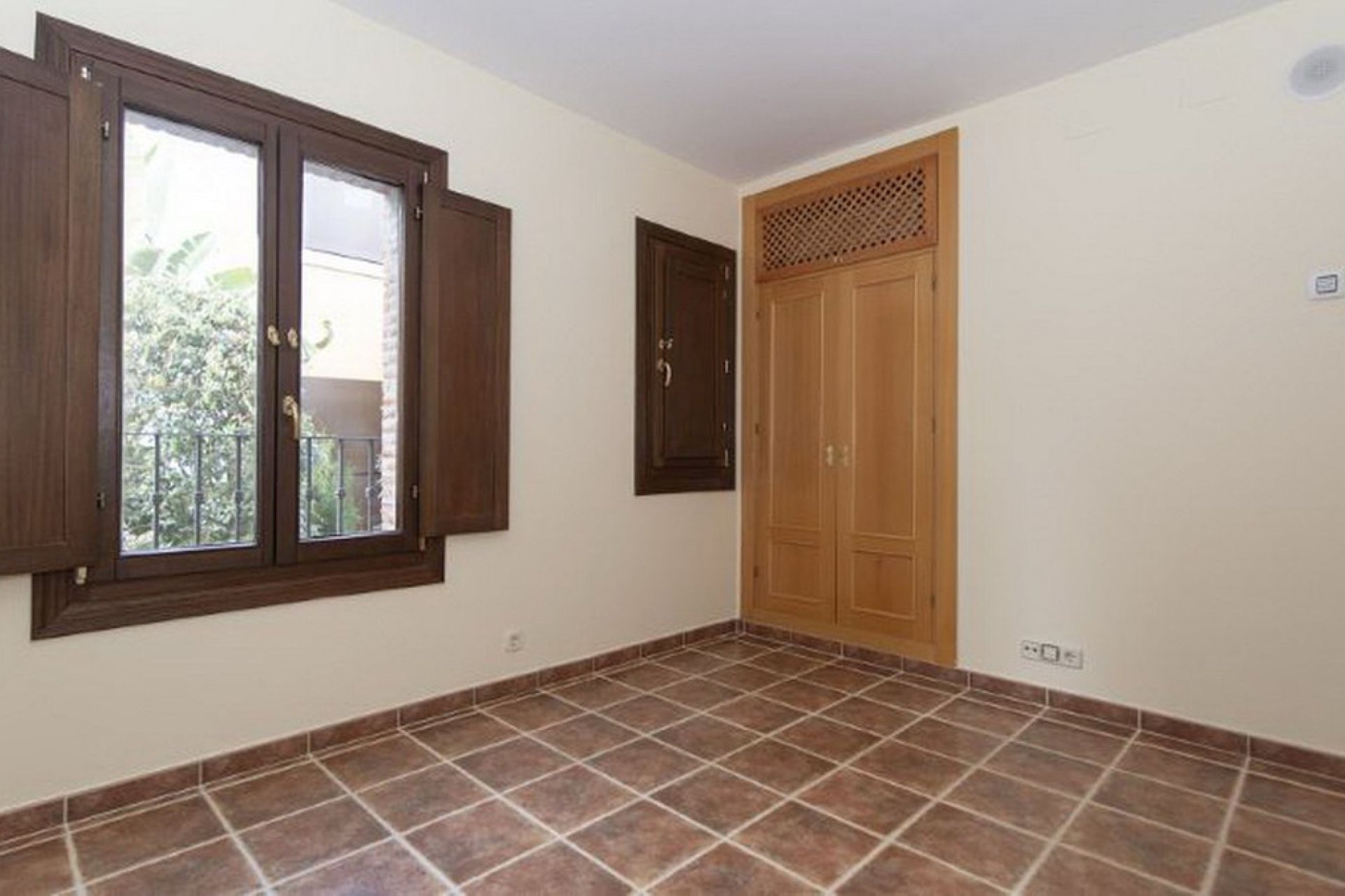 Resale - House - Townhouse - Estepona - Atalaya