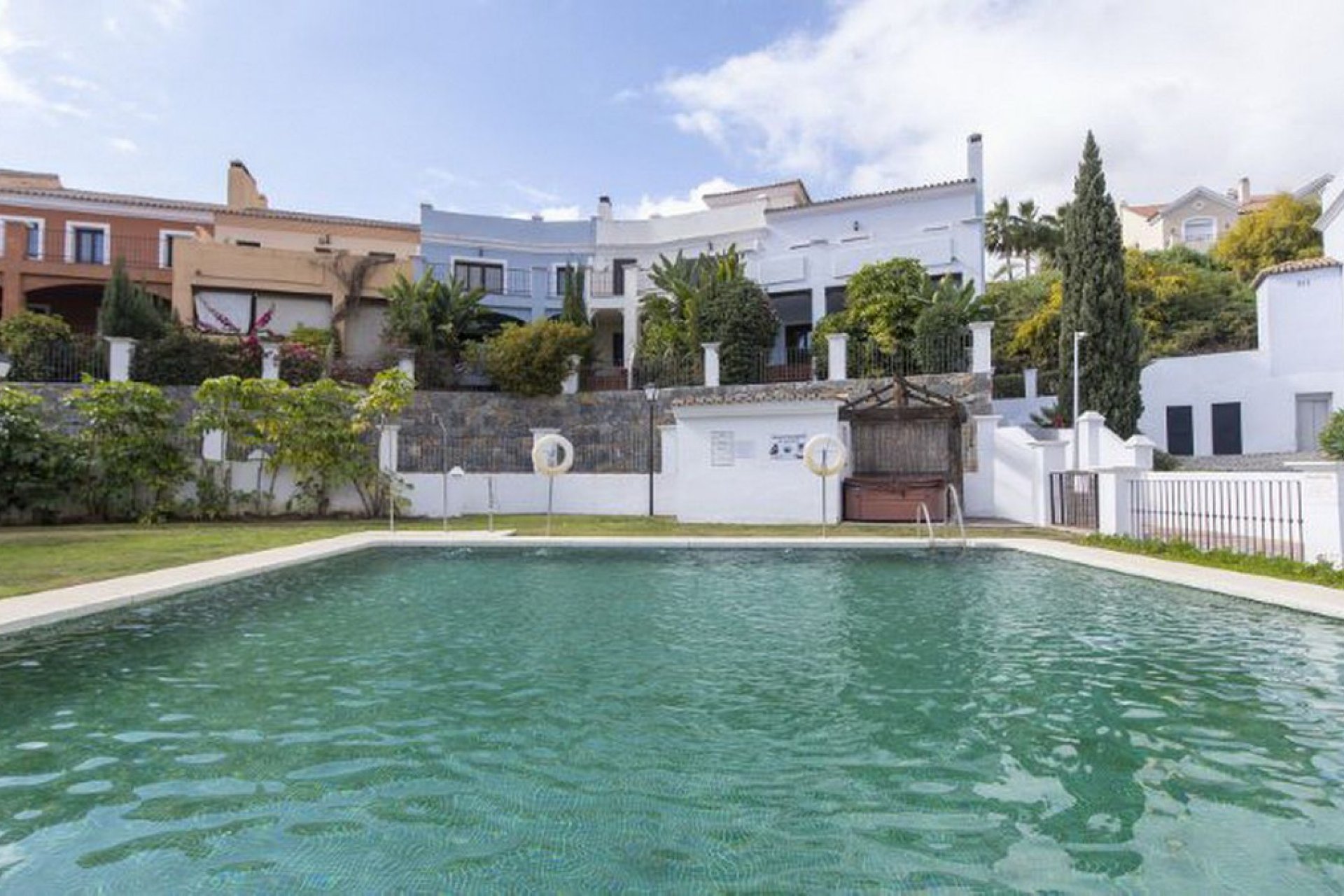 Resale - House - Townhouse - Estepona - Atalaya