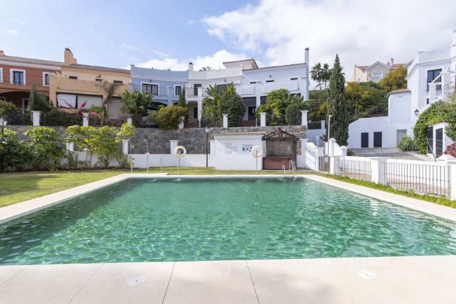 Resale - House - Townhouse - Estepona - Atalaya