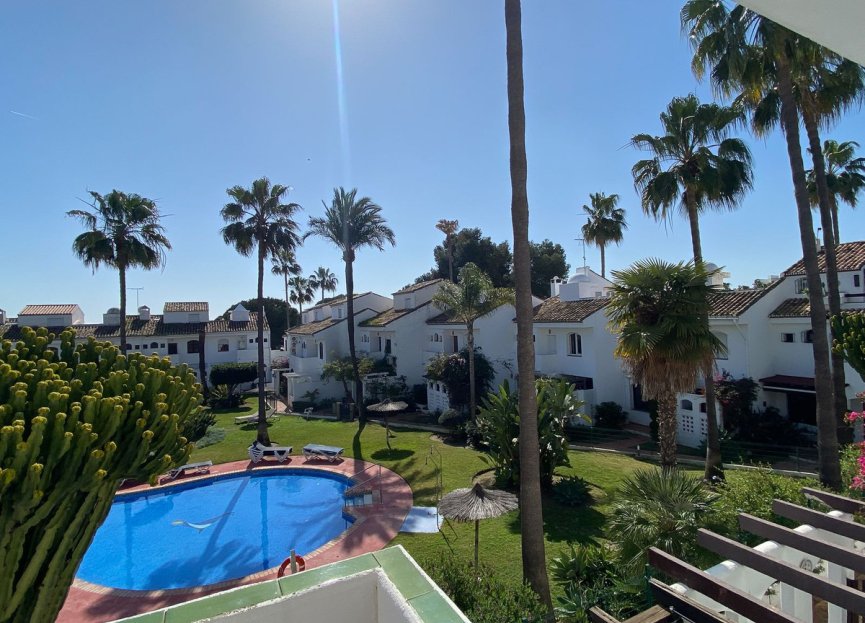 Resale - House - Townhouse - Estepona - Atalaya