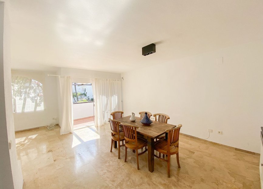 Resale - House - Townhouse - Estepona - Atalaya