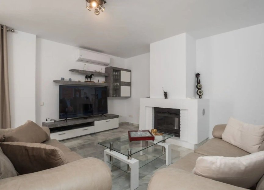 Resale - House - Townhouse - Estepona - Atalaya