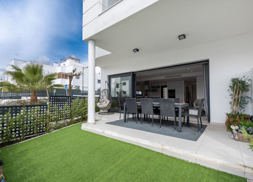 Resale - House - Townhouse - Estepona - Bel Air