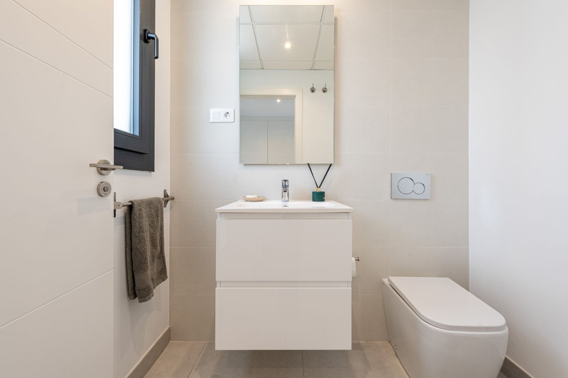 Resale - House - Townhouse - Estepona - Bel Air