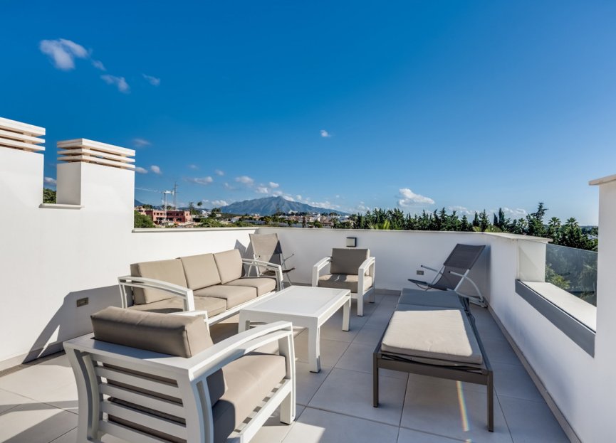 Resale - House - Townhouse - Estepona - Bel Air