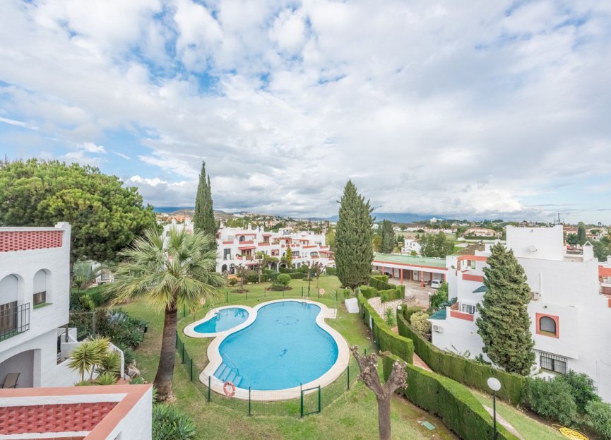 Resale - House - Townhouse - Estepona - Bel Air