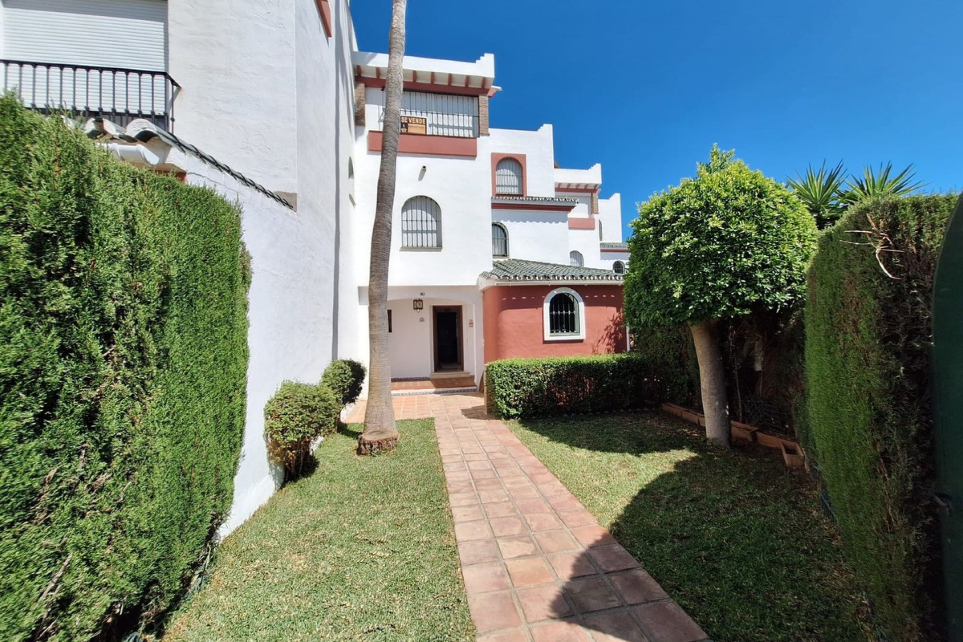 Resale - House - Townhouse - Estepona - Bel Air