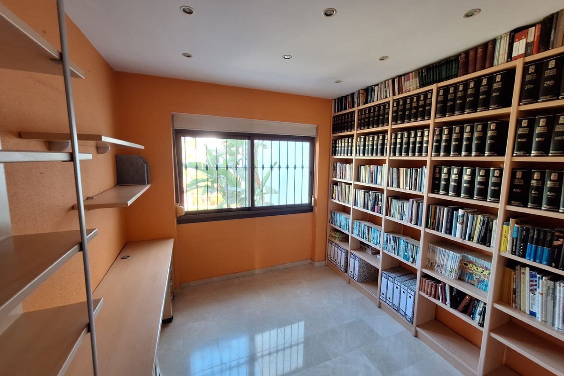 Resale - House - Townhouse - Estepona - Bel Air