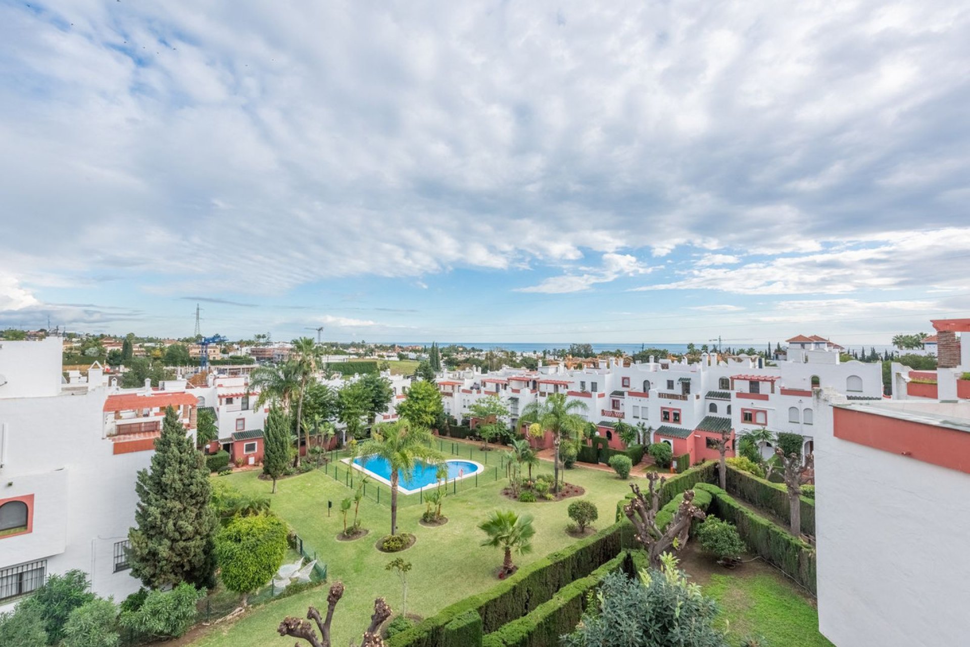 Resale - House - Townhouse - Estepona - Bel Air