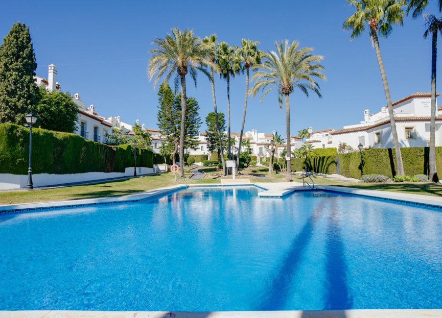 Resale - House - Townhouse - Estepona - Bel Air