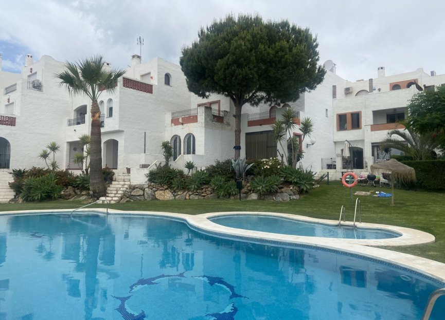 Resale - House - Townhouse - Estepona - Bel Air