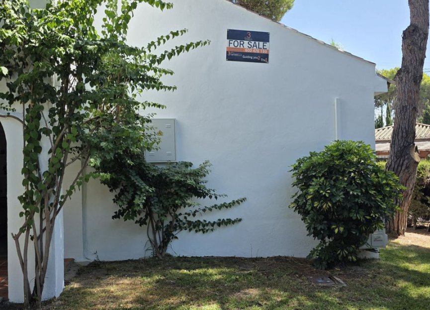 Resale - House - Townhouse - Estepona - Benamara