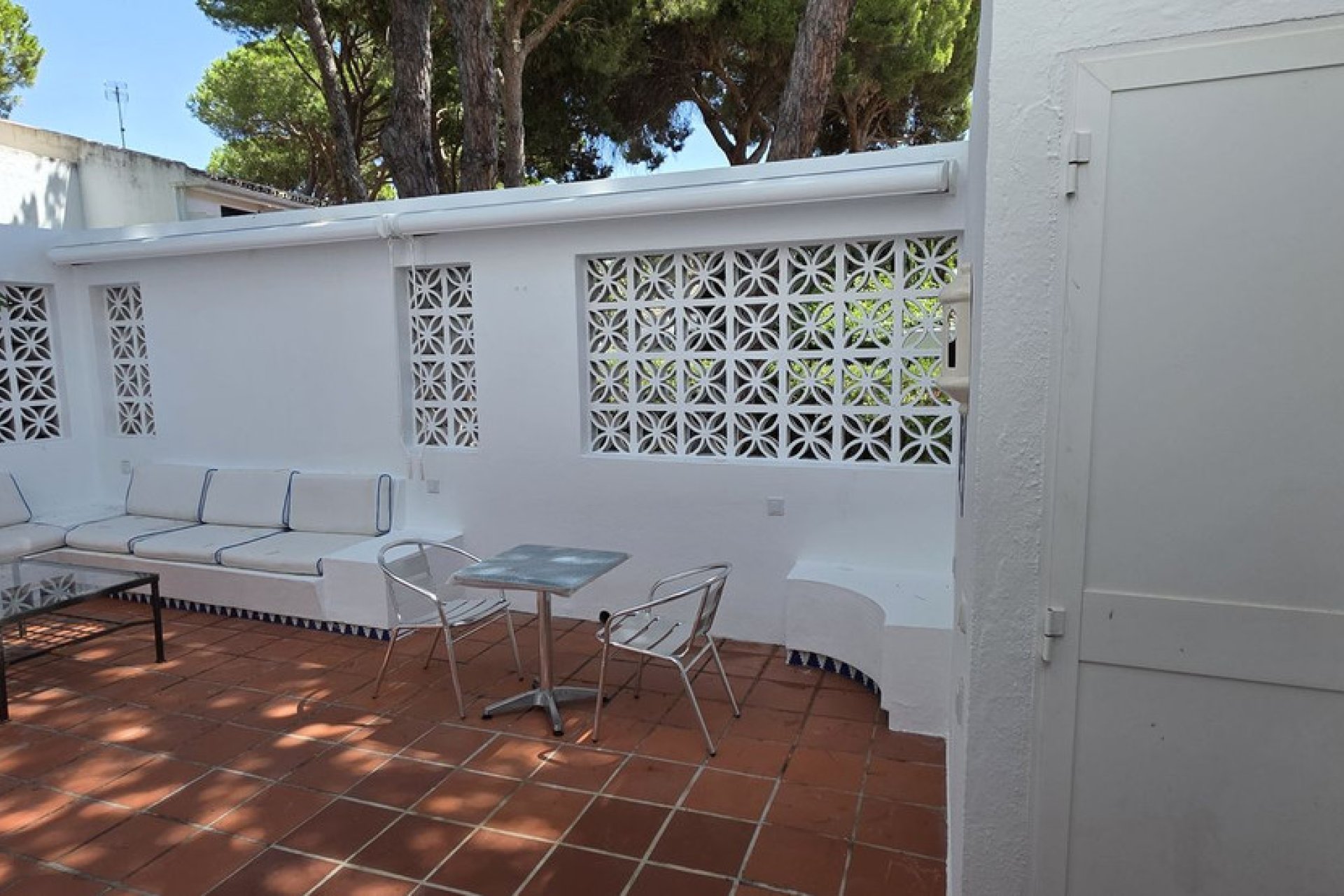 Resale - House - Townhouse - Estepona - Benamara