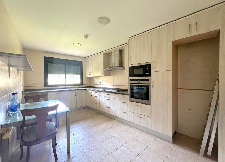 Resale - House - Townhouse - Estepona - Benamara