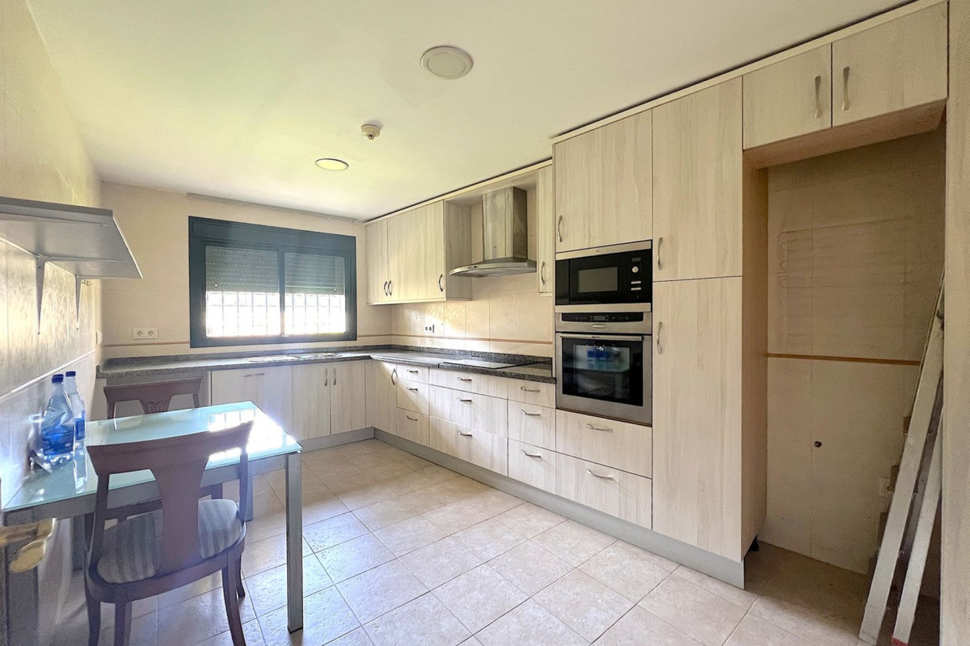 Resale - House - Townhouse - Estepona - Benamara