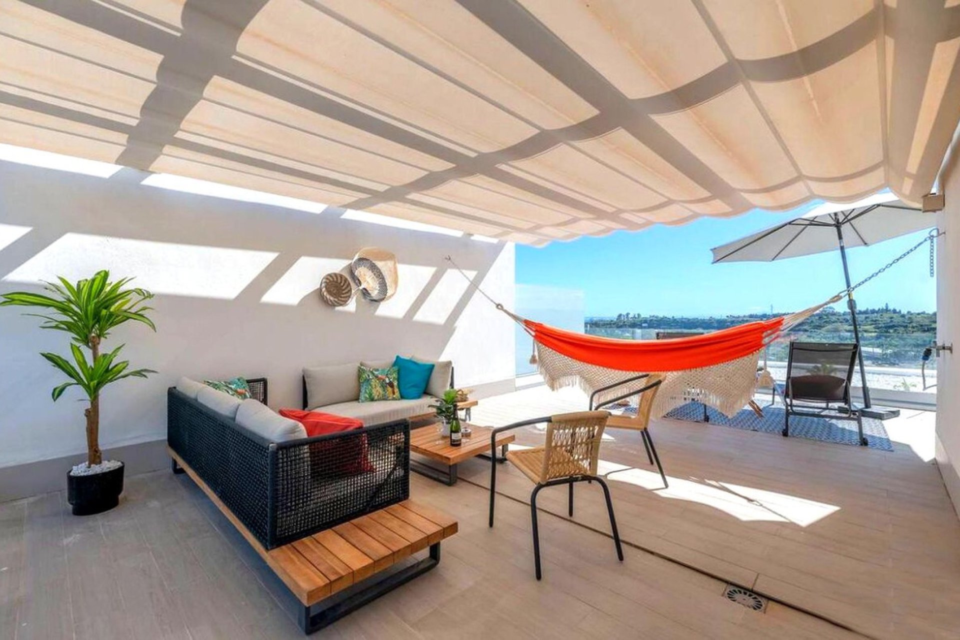 Resale - House - Townhouse - Estepona - Cancelada