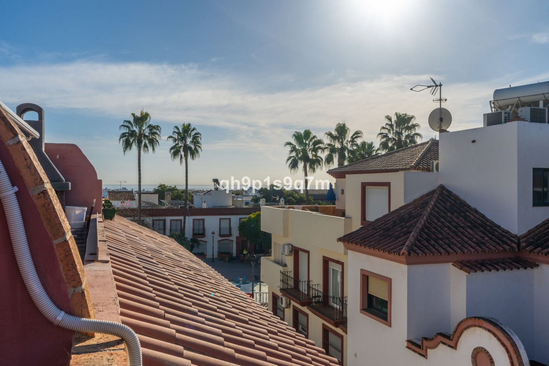 Resale - House - Townhouse - Estepona - Cancelada