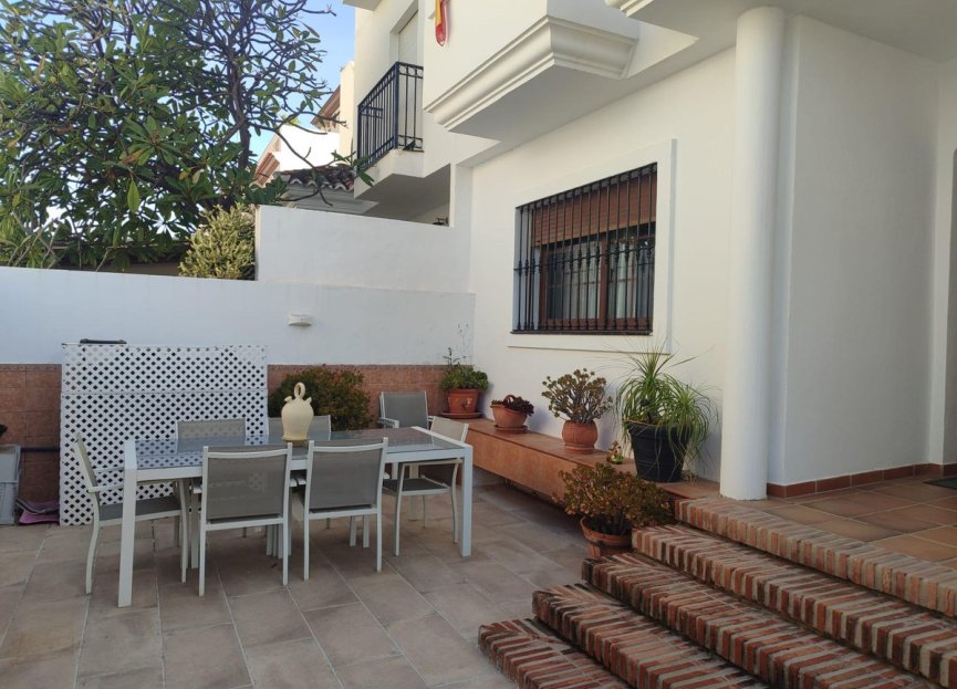 Resale - House - Townhouse - Estepona - Cancelada
