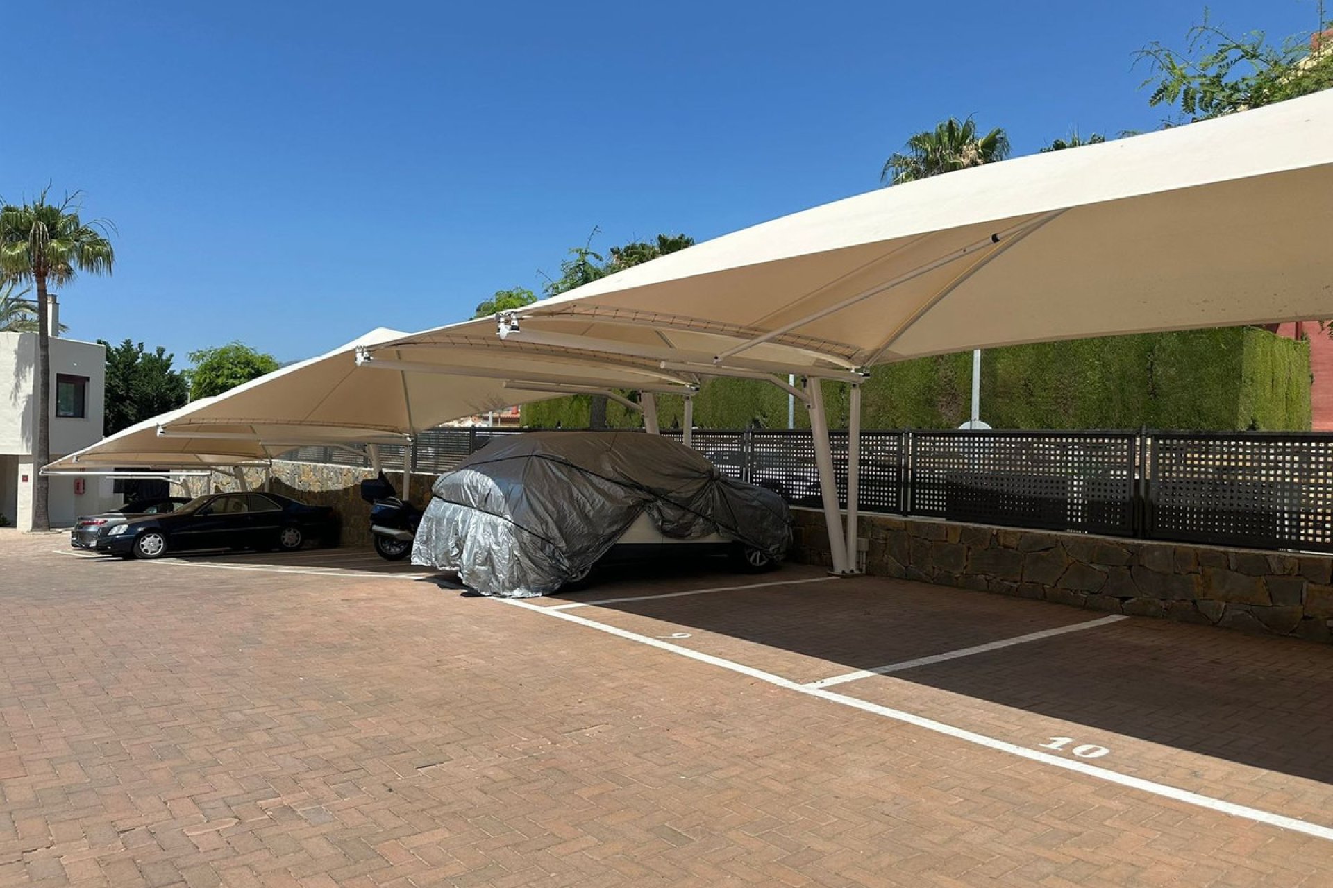 Resale - House - Townhouse - Estepona - Cancelada