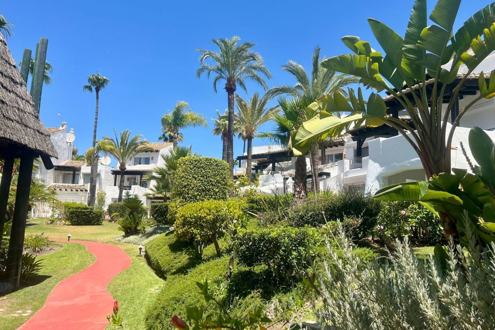 Resale - House - Townhouse - Estepona - Costalita