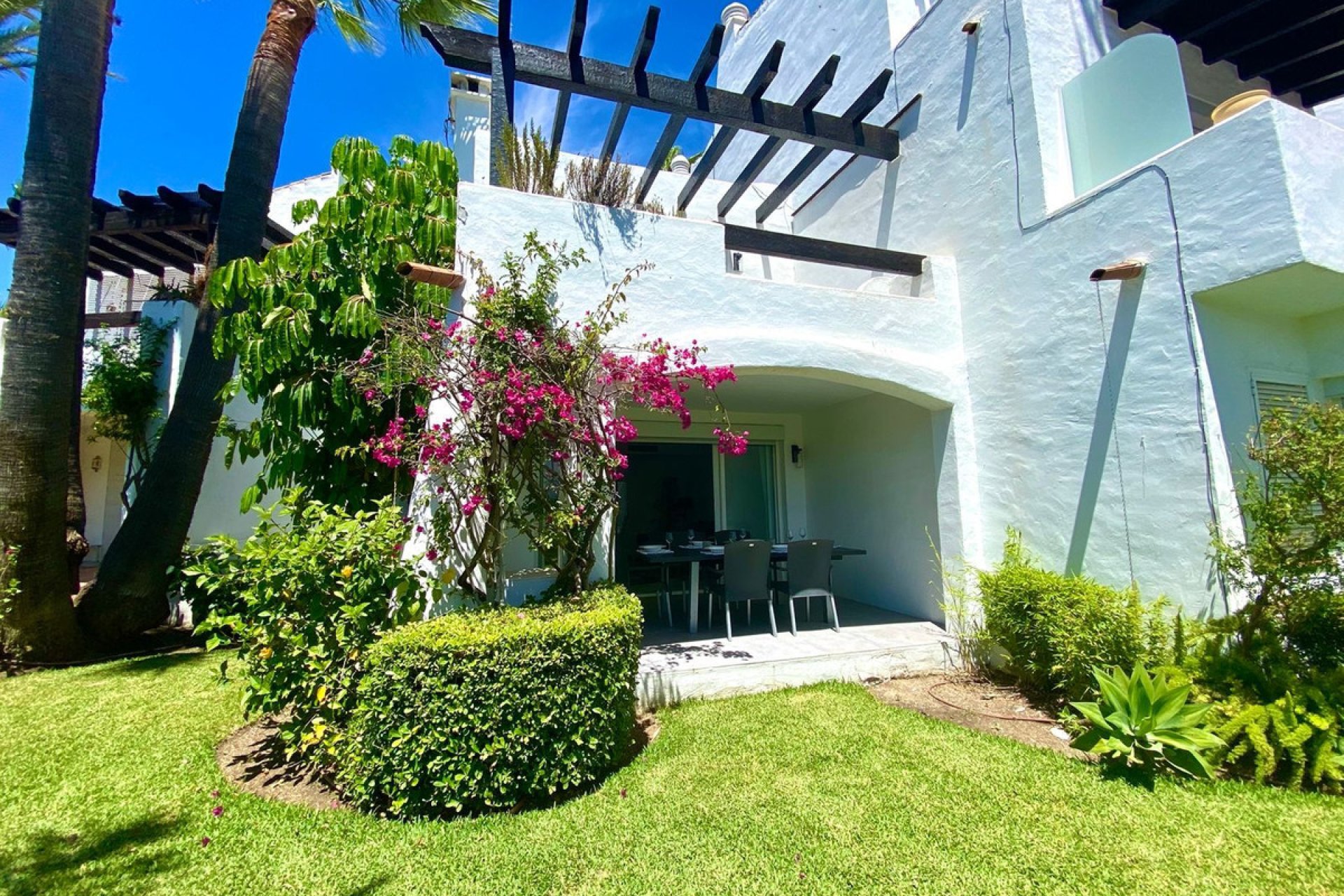Resale - House - Townhouse - Estepona - Costalita
