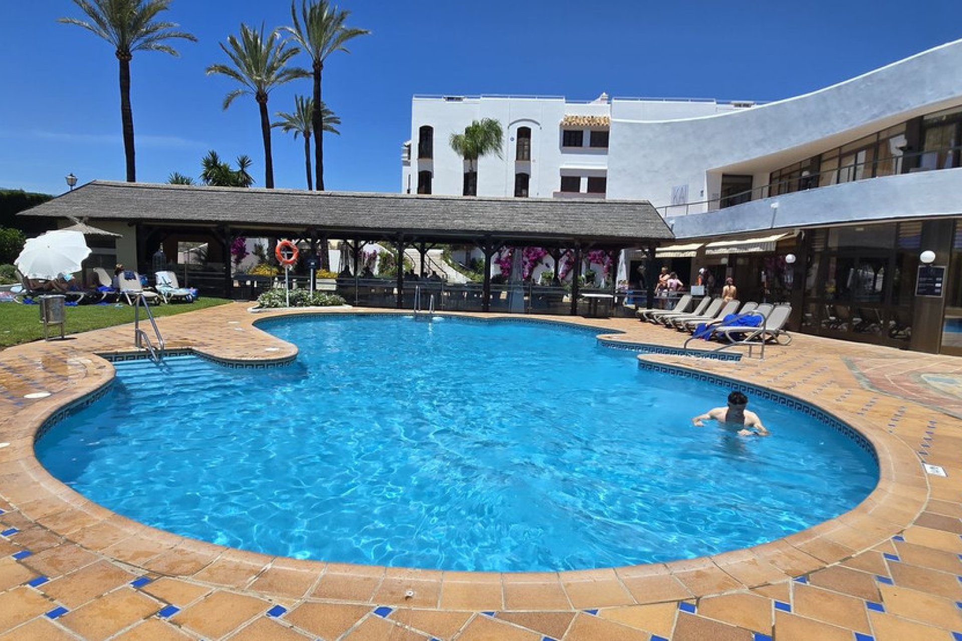 Resale - House - Townhouse - Estepona - Costalita