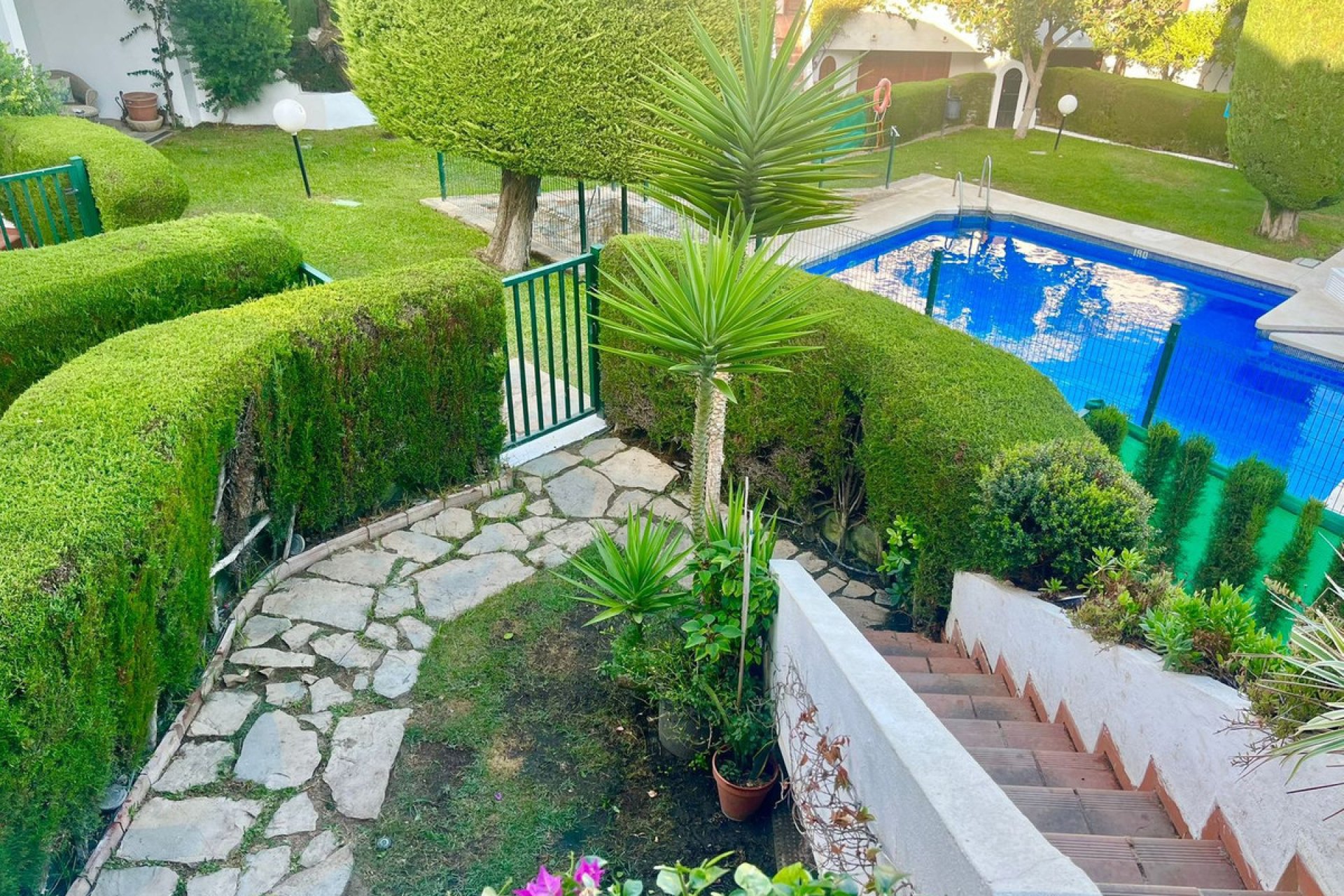 Resale - House - Townhouse - Estepona - Costalita