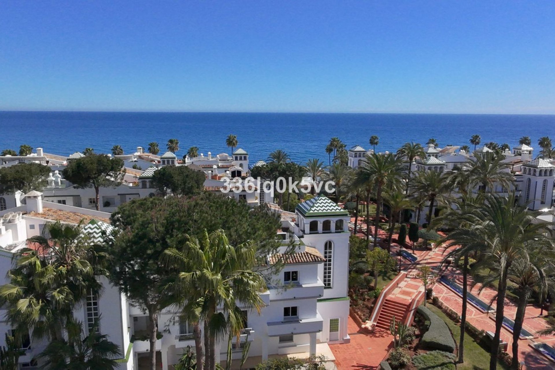 Resale - House - Townhouse - Estepona - Estepona Centro