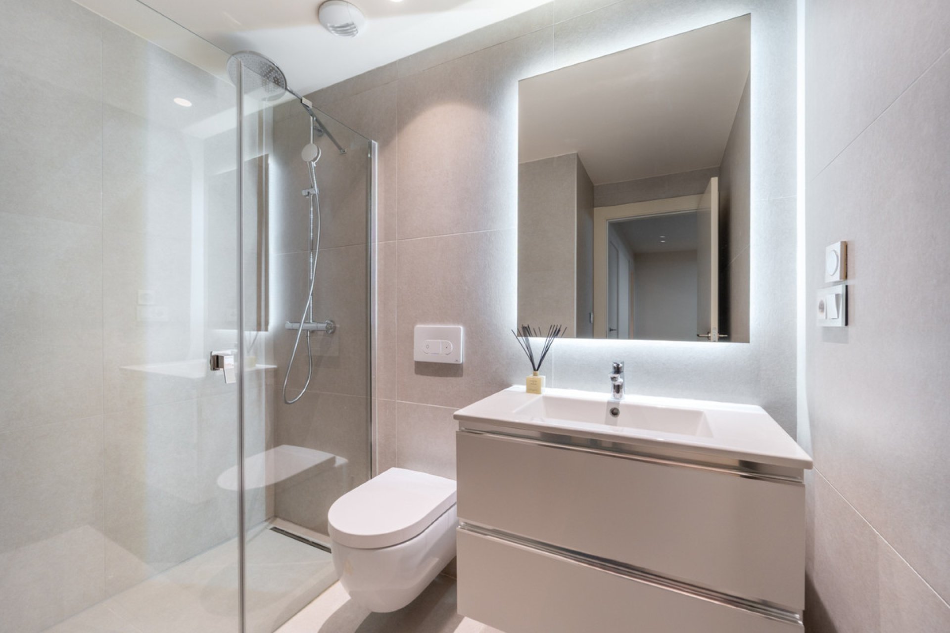 Resale - House - Townhouse - Estepona - Estepona Centro