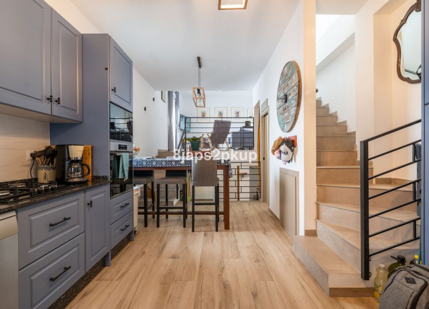 Resale - House - Townhouse - Estepona - Estepona Centro