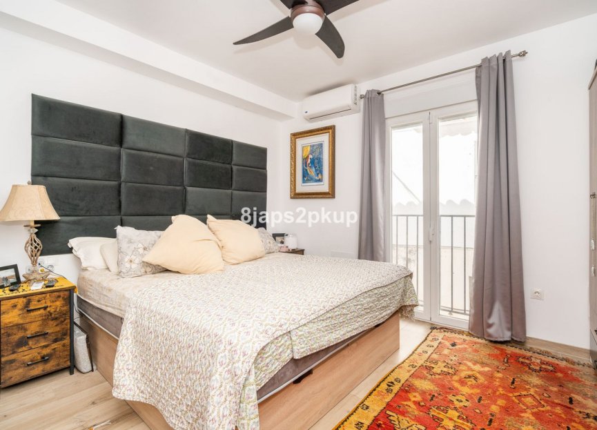 Resale - House - Townhouse - Estepona - Estepona Centro