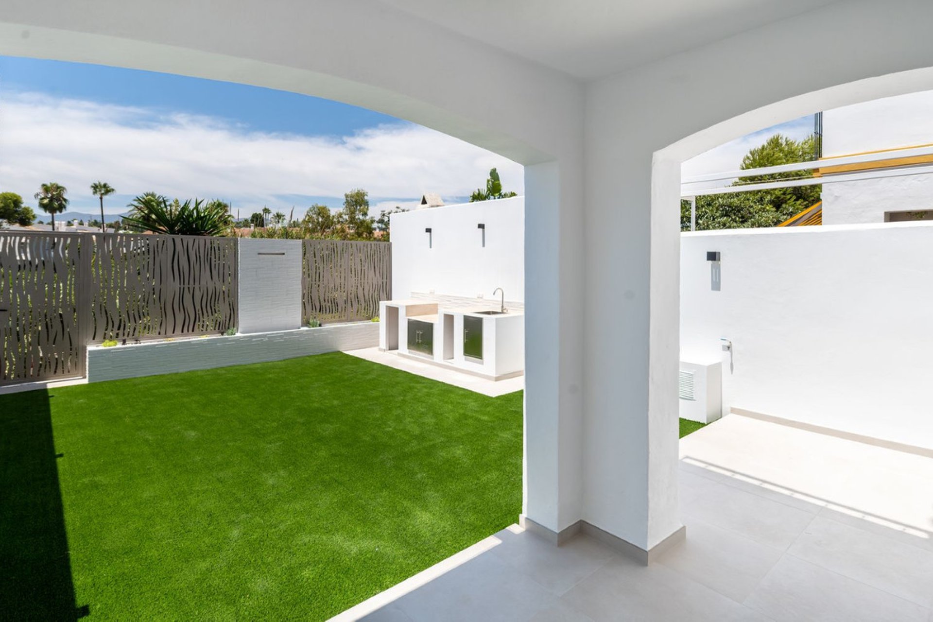 Resale - House - Townhouse - Estepona - Estepona Centro