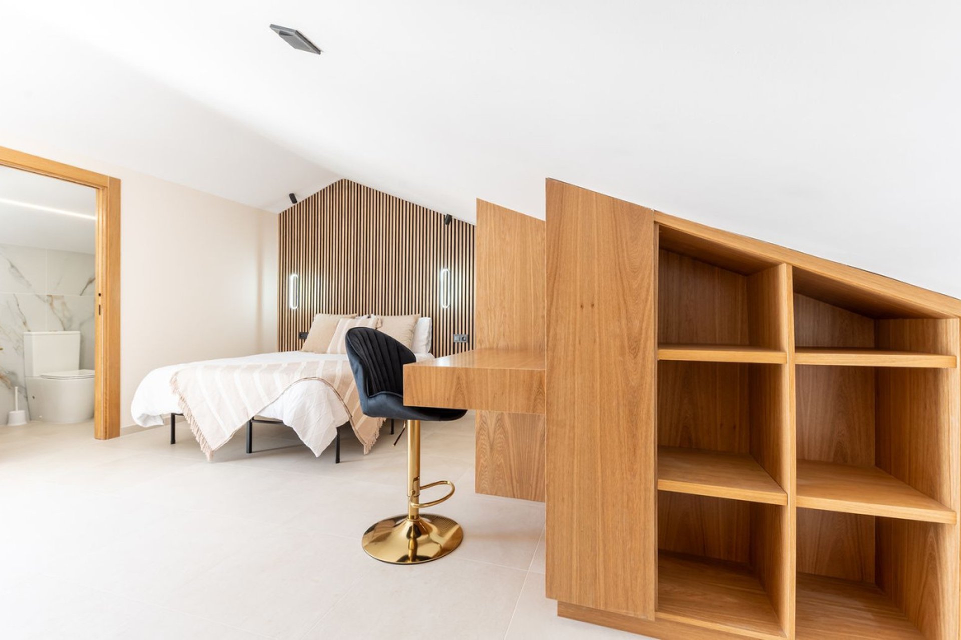 Resale - House - Townhouse - Estepona - Estepona Centro