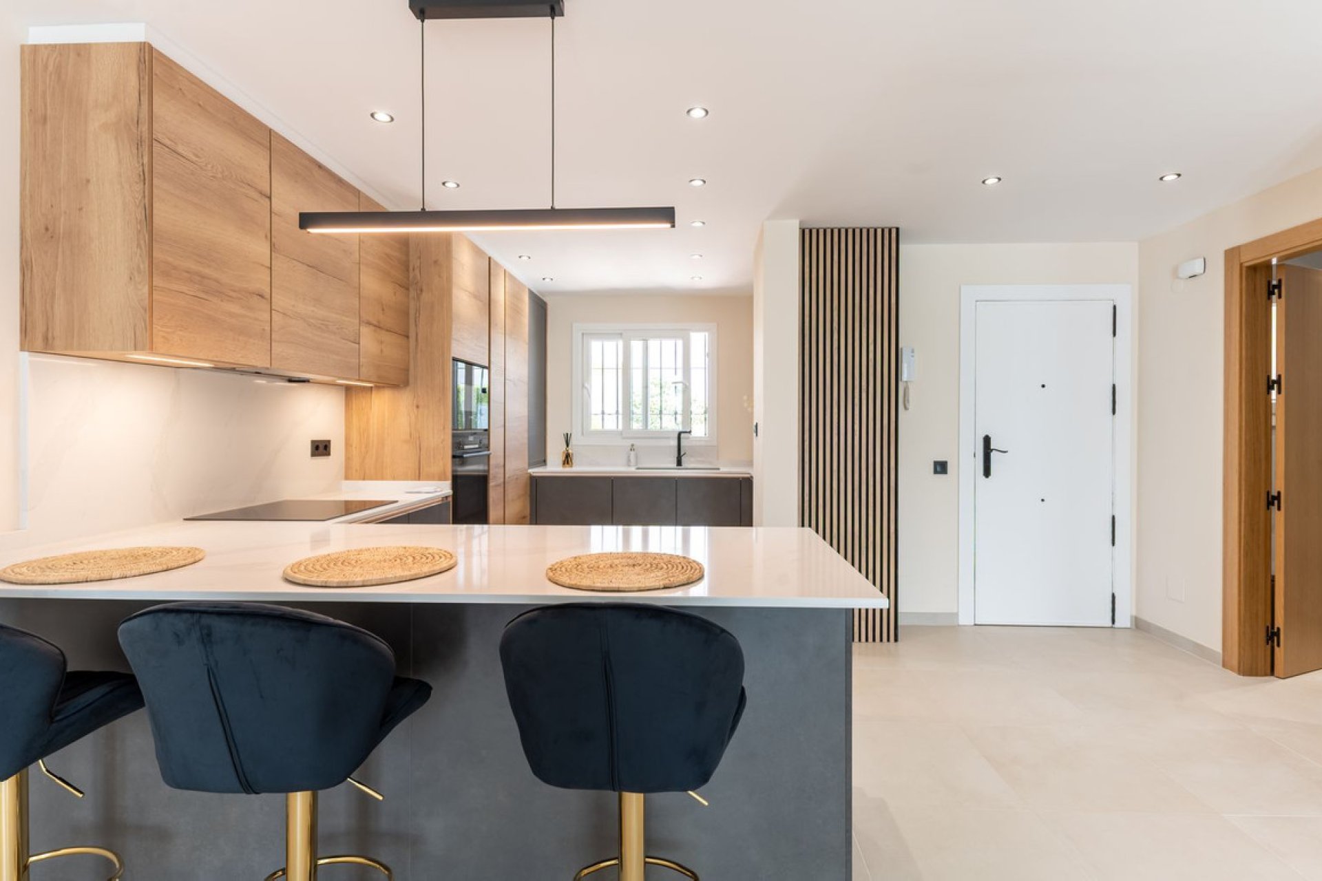 Resale - House - Townhouse - Estepona - Estepona Centro