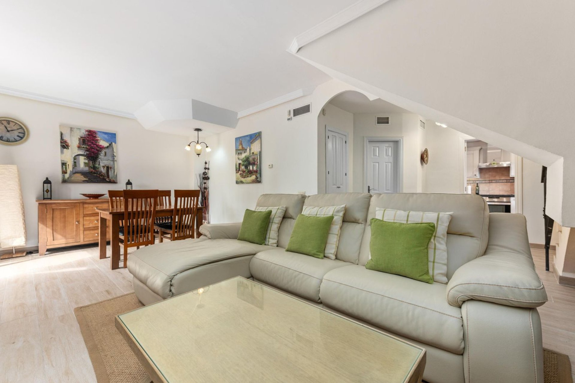 Resale - House - Townhouse - Estepona - Estepona Centro