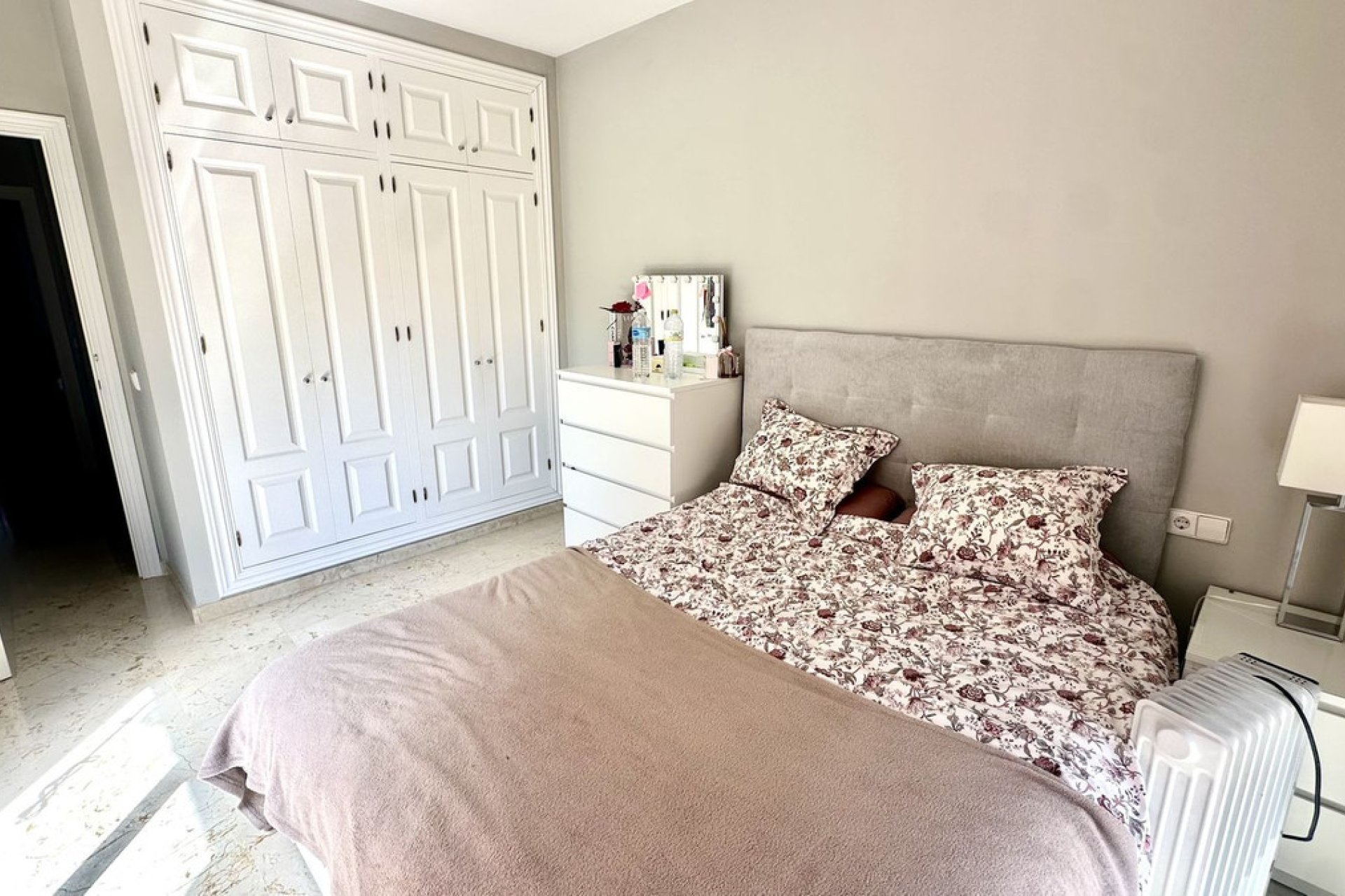 Resale - House - Townhouse - Estepona - Estepona Centro