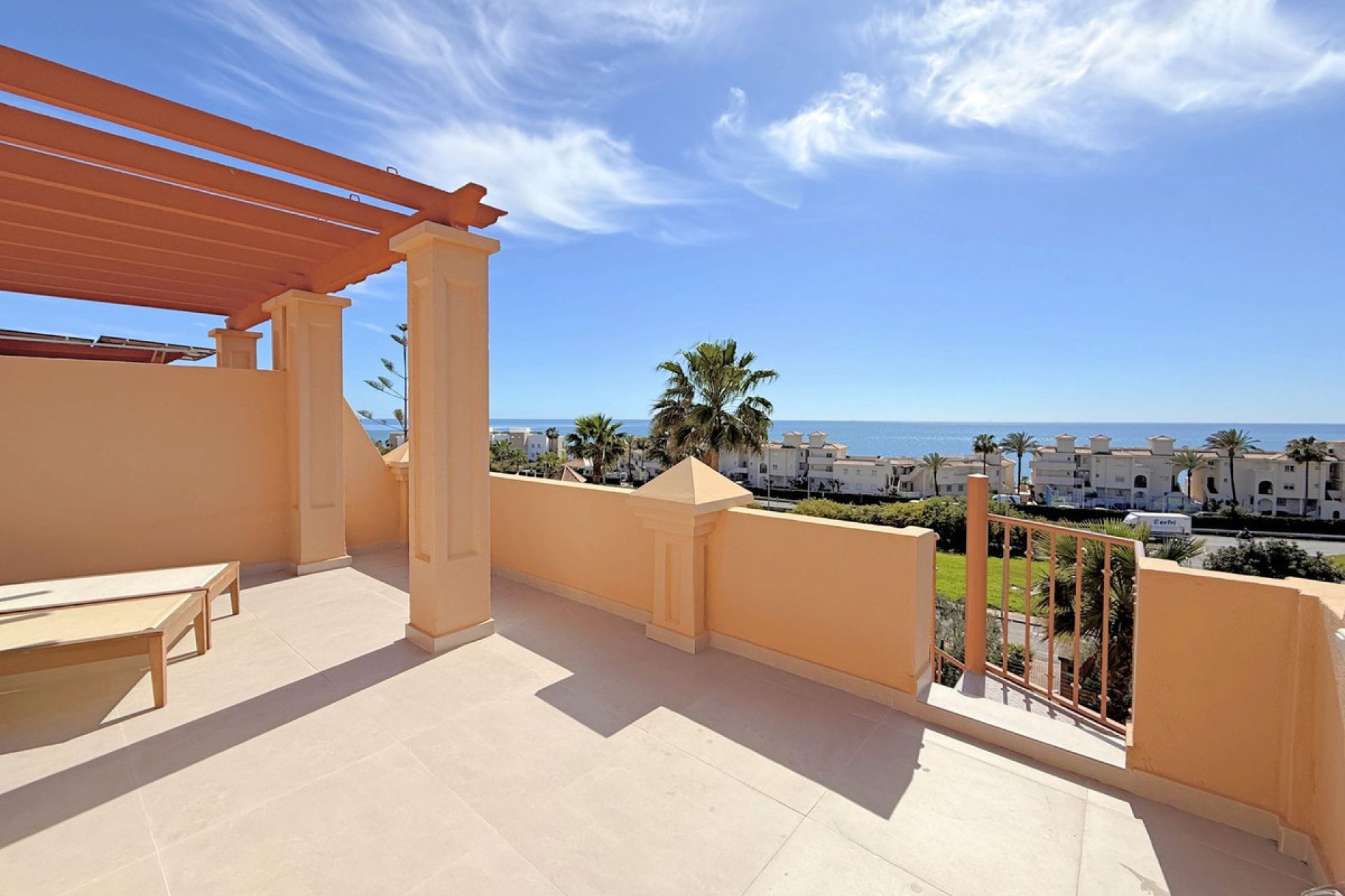 Resale - House - Townhouse - Estepona - Estepona Centro
