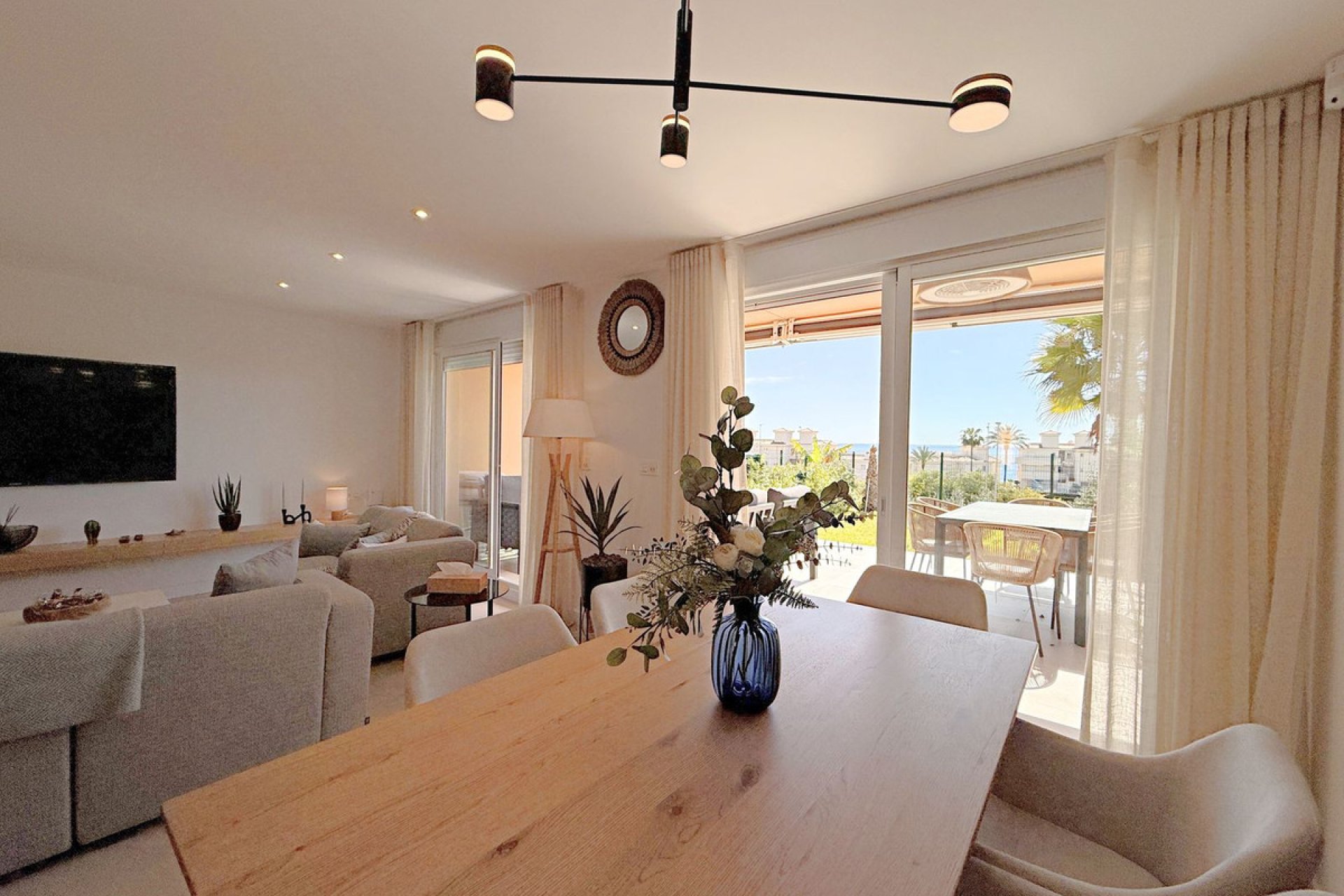 Resale - House - Townhouse - Estepona - Estepona Centro