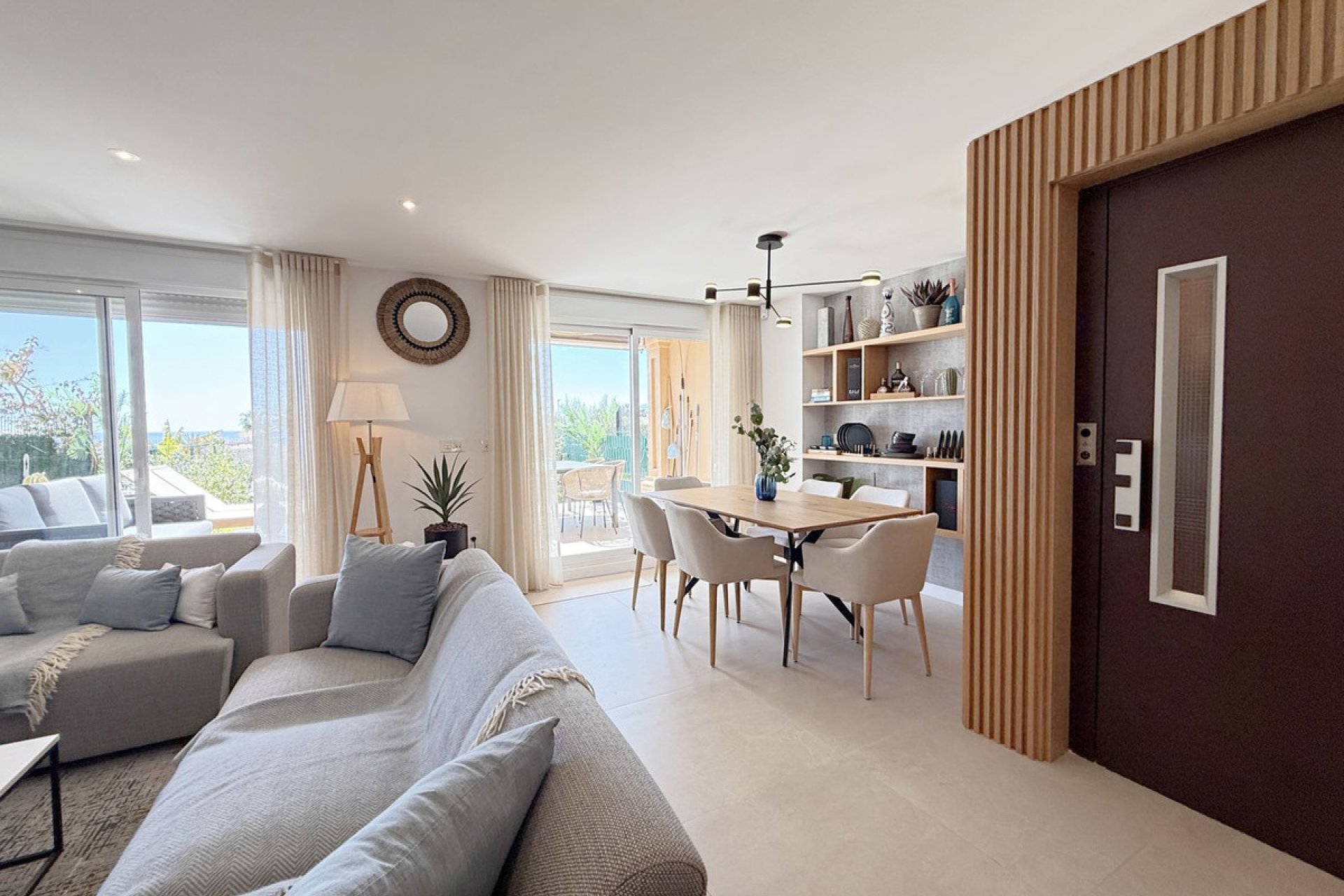 Resale - House - Townhouse - Estepona - Estepona Centro