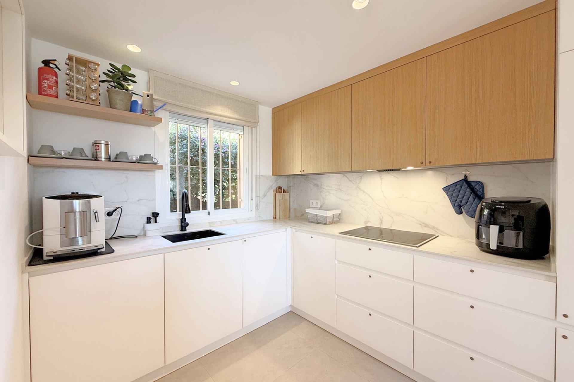 Resale - House - Townhouse - Estepona - Estepona Centro