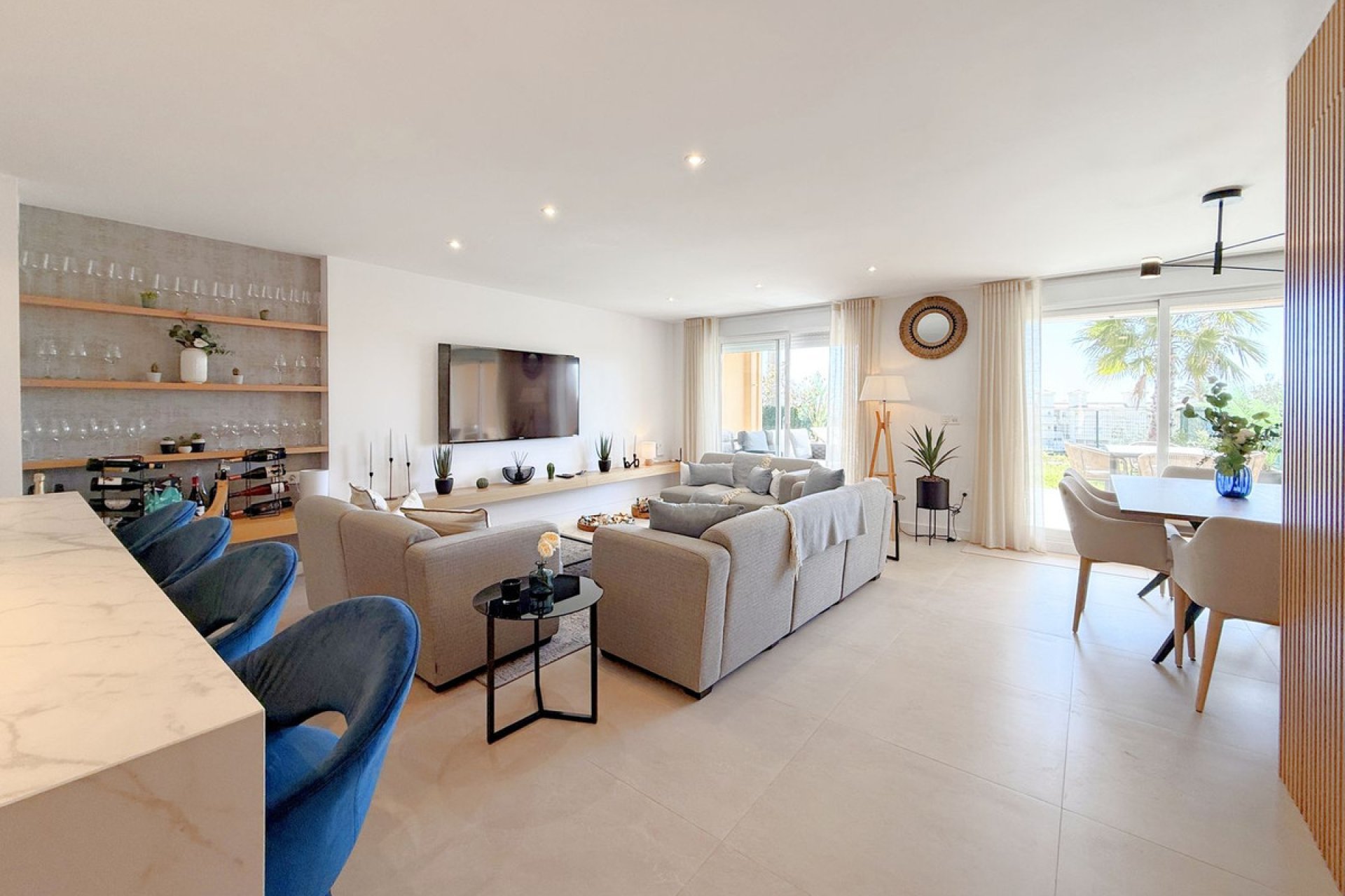 Resale - House - Townhouse - Estepona - Estepona Centro