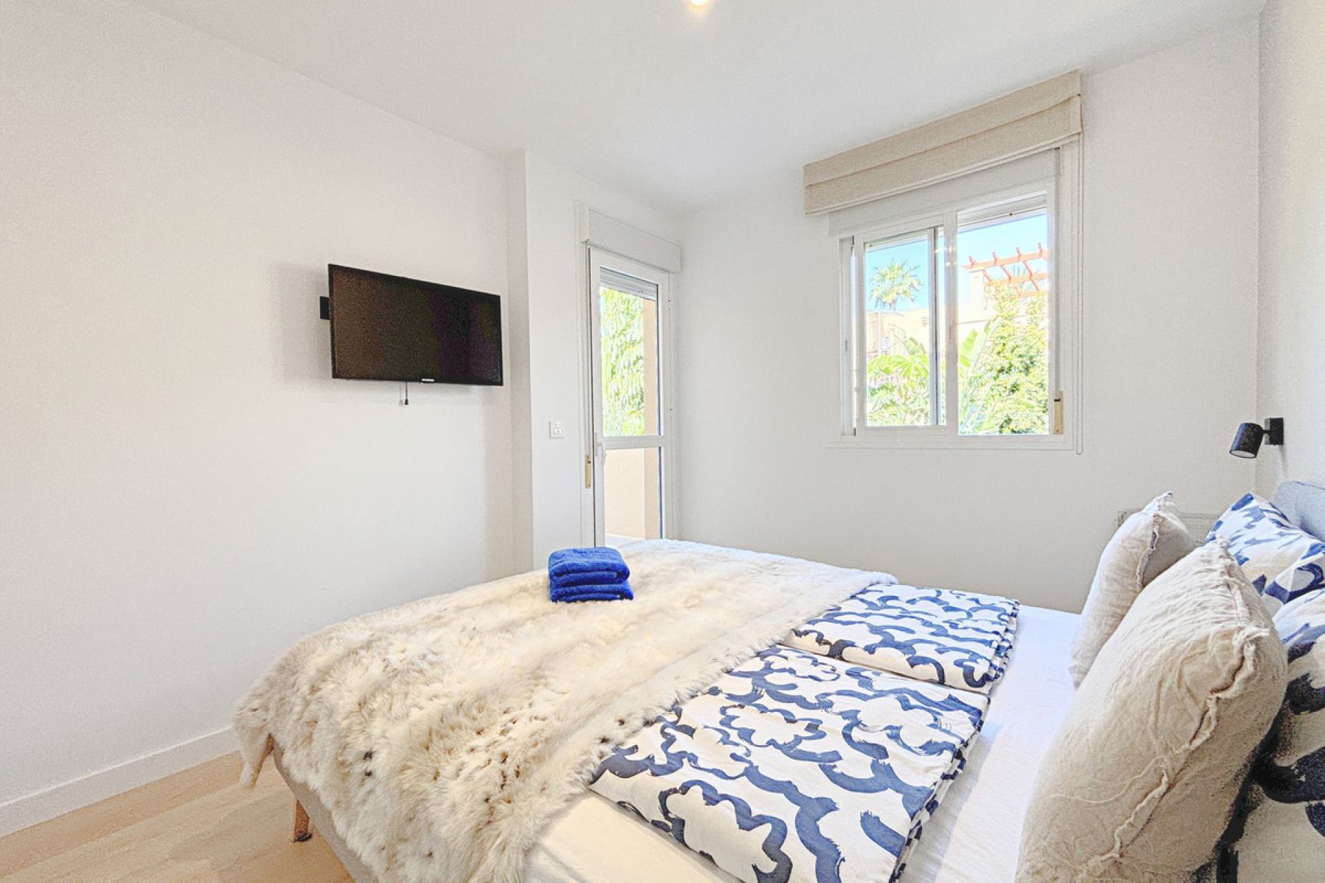 Resale - House - Townhouse - Estepona - Estepona Centro