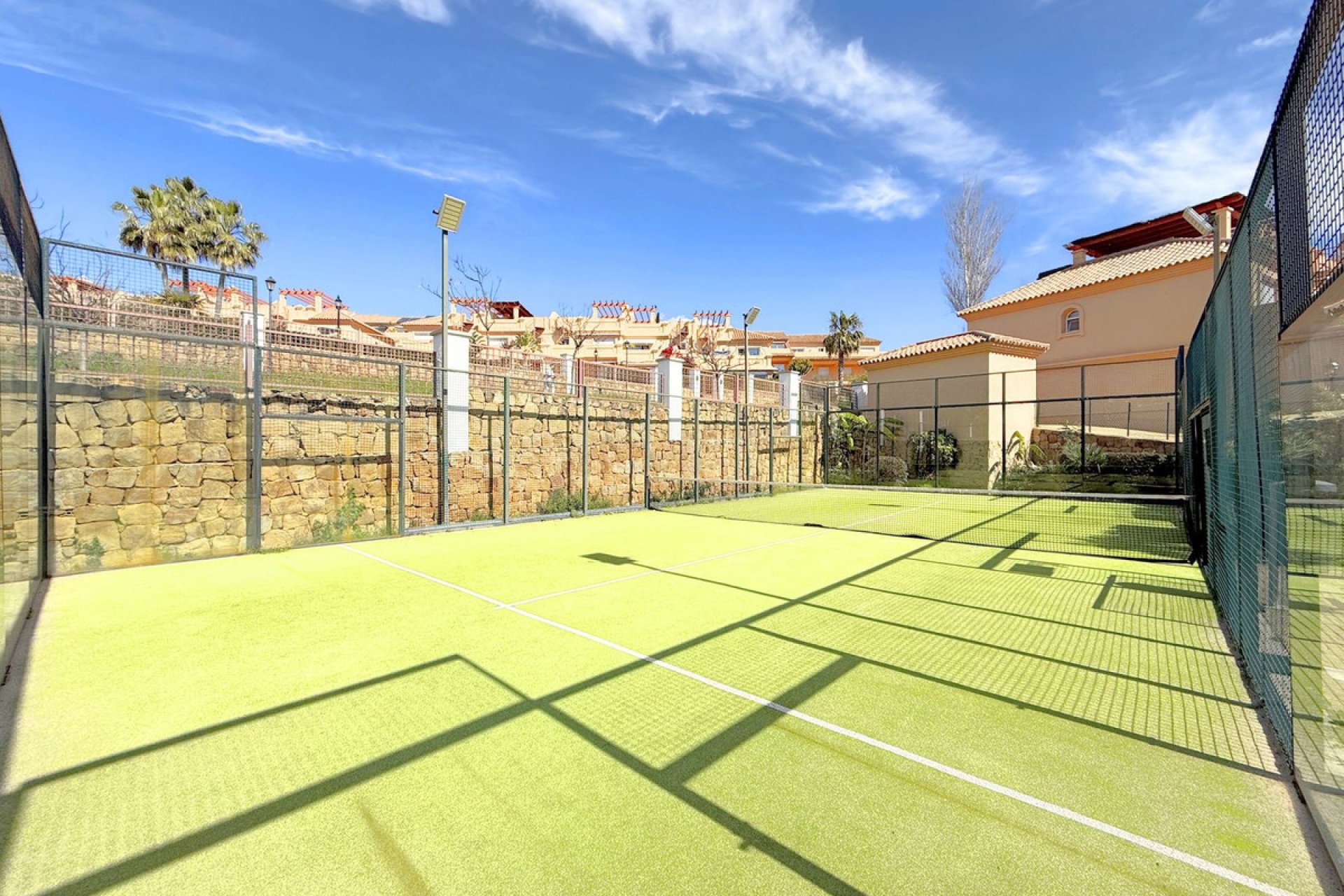 Resale - House - Townhouse - Estepona - Estepona Centro