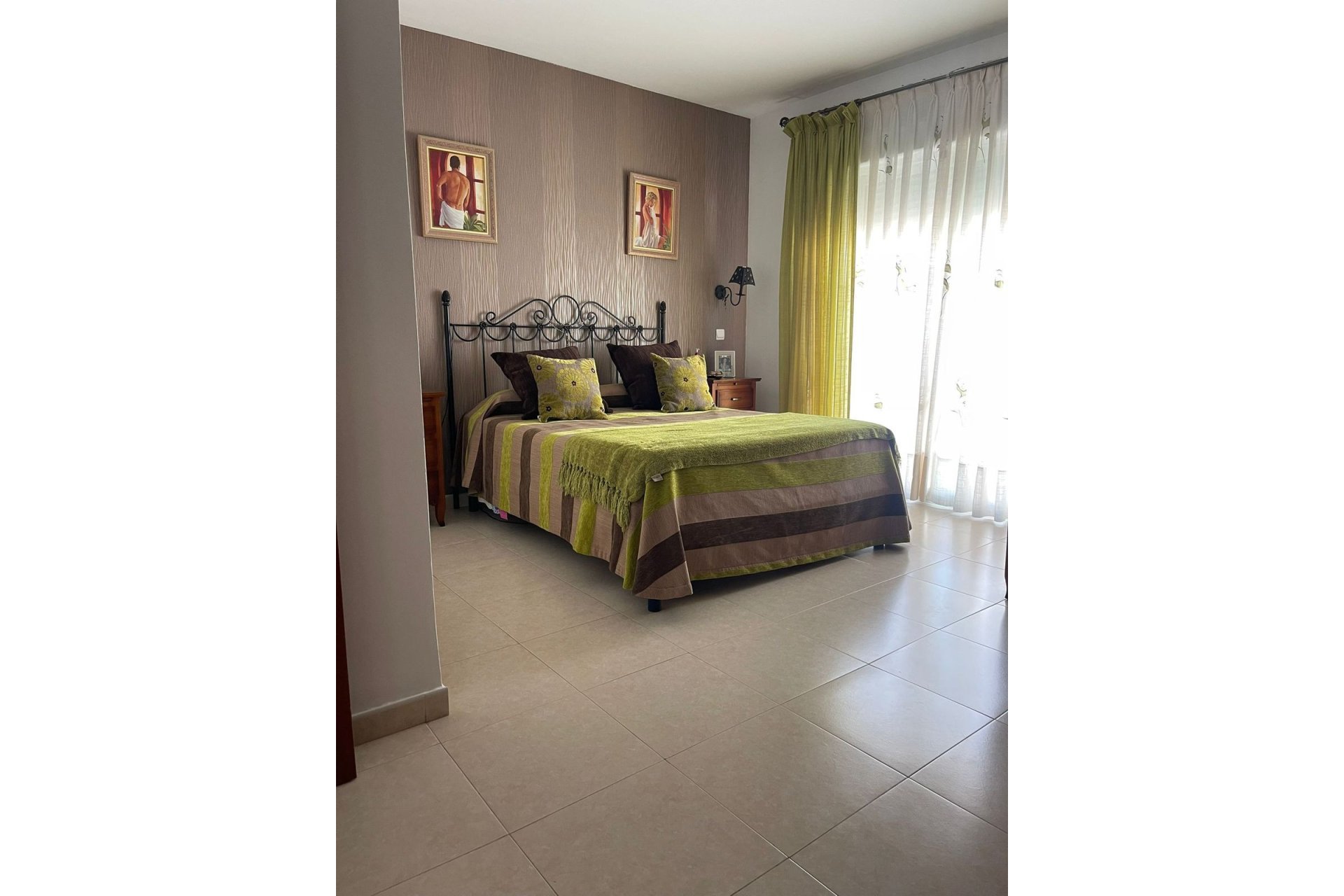 Resale - House - Townhouse - Estepona - Estepona Centro