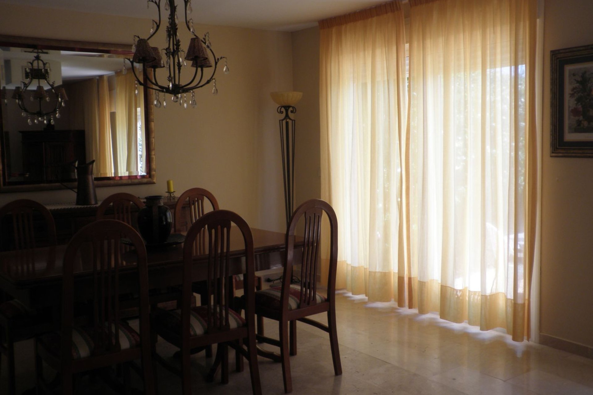 Resale - House - Townhouse - Estepona - Estepona Centro