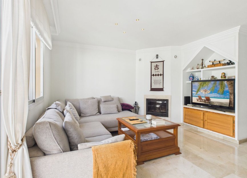 Resale - House - Townhouse - Estepona - Estepona Centro