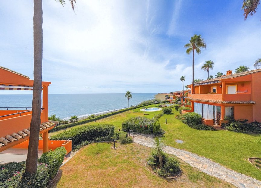 Resale - House - Townhouse - Estepona - Estepona Centro