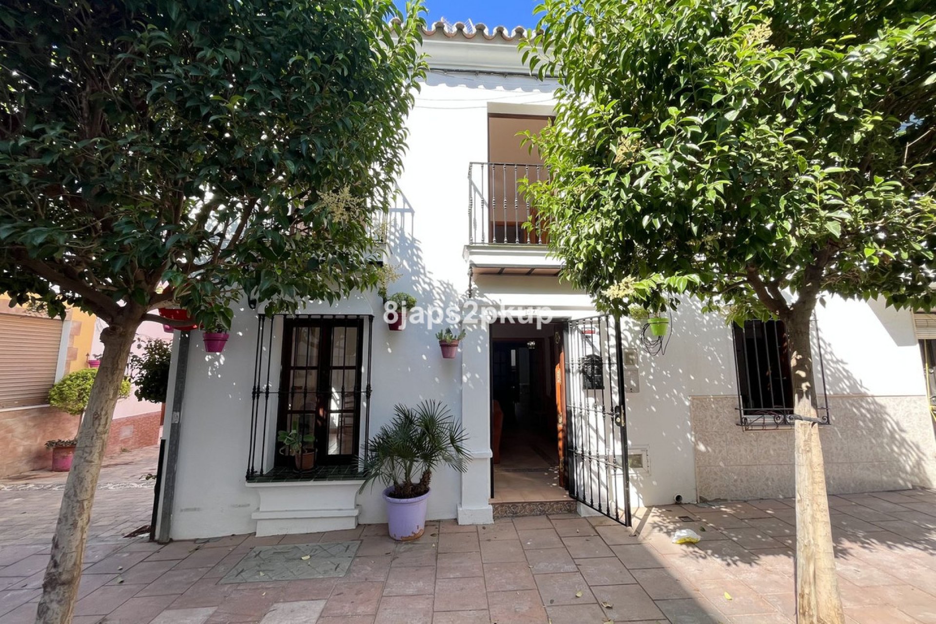 Resale - House - Townhouse - Estepona - Estepona Centro